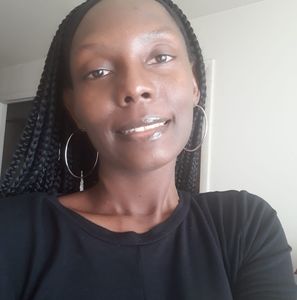 Meet your Posher, Latonya